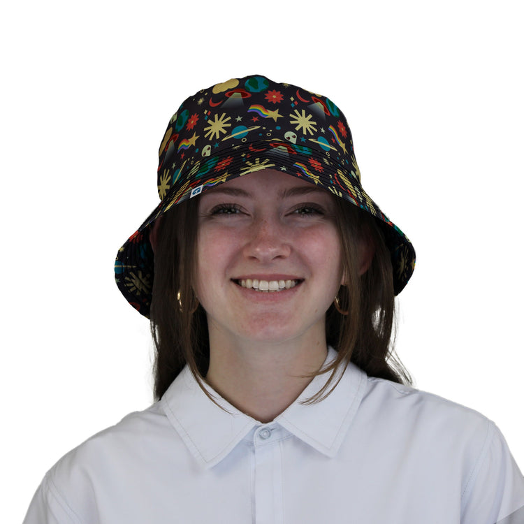 Alien Daydreams Bucket Hat Geek Nerd 0925 Design by Heather Davenport FLOW DESC WRITING