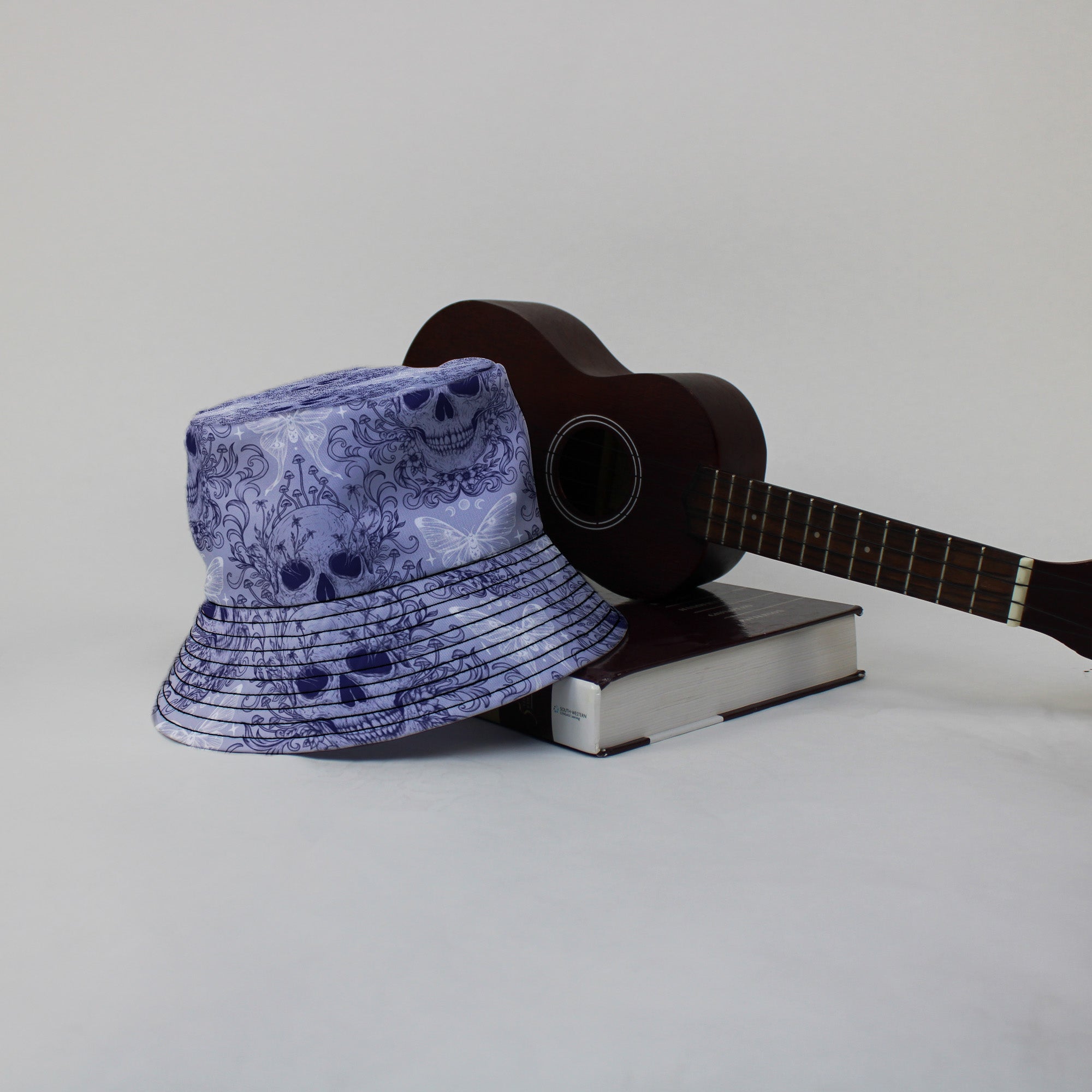 Episodic Skull Lavender Bucket Hat - M - Grey Stitching - -