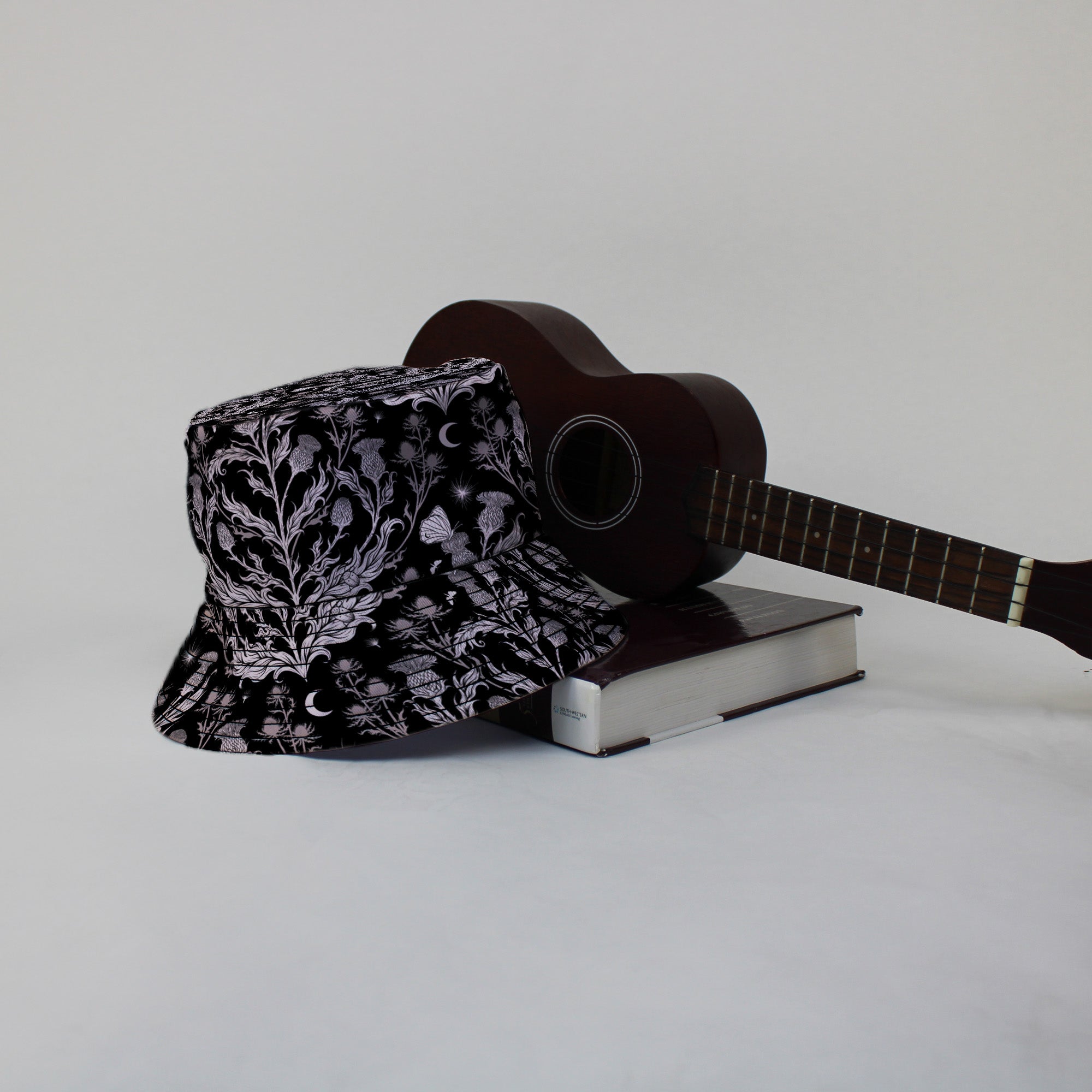 Episodic Thistle Home Black White Bucket Hat - M - Grey Stitching - -