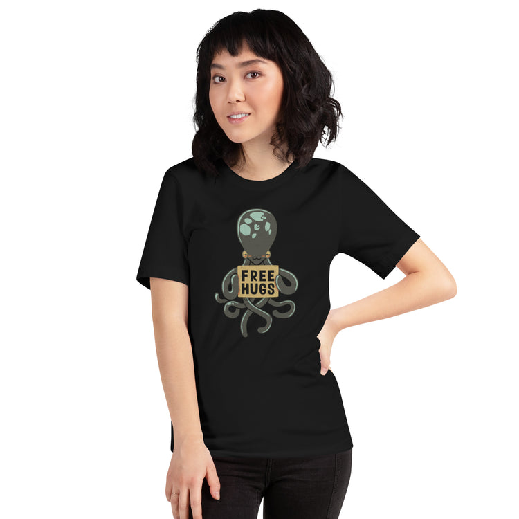 Free Hugs Octopus T-Shirt Geek Nerd
