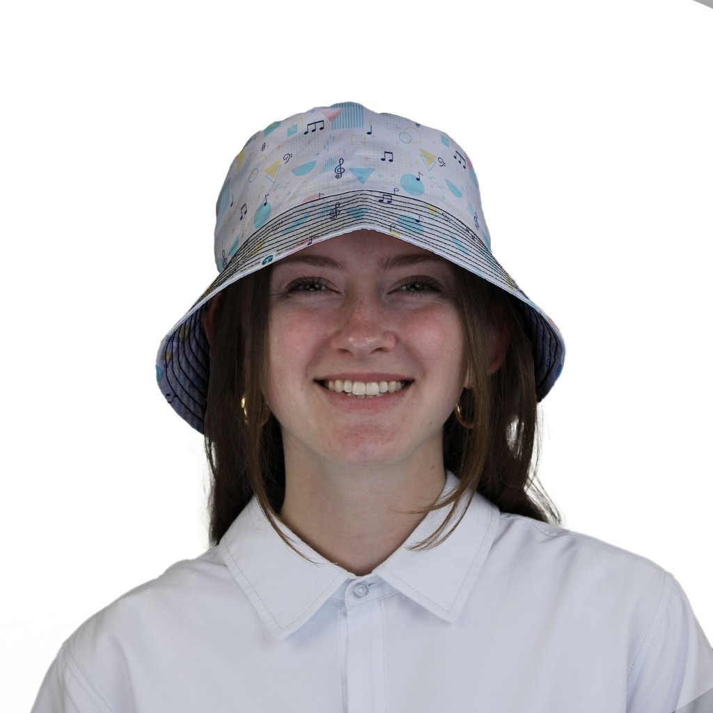 Alphabet Music Memphis Style White Bucket Hat - M - Grey Stitching - -