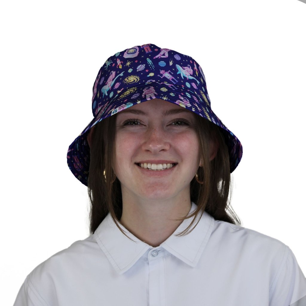 Astronaut Pixels Outer Space Purple Blue Bucket Hat - M - Black Stitching - -