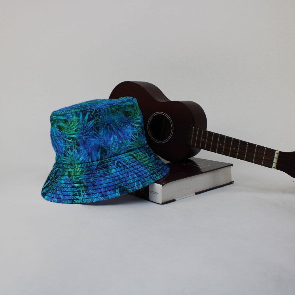 Blue Green Hawaiian Space Bucket Hat - M - Black Stitching - -