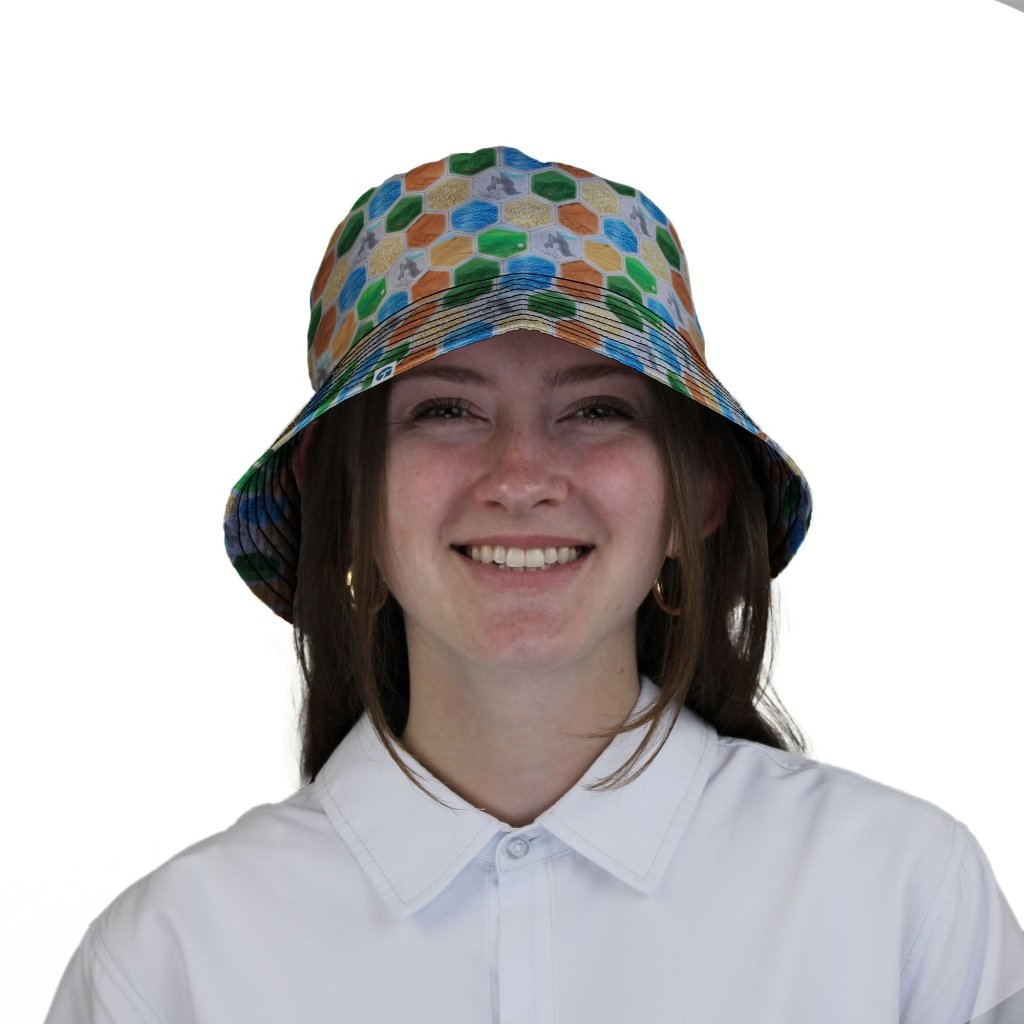 Hexagon Tile Board Game Bucket Hat - M - Black Stitching - -