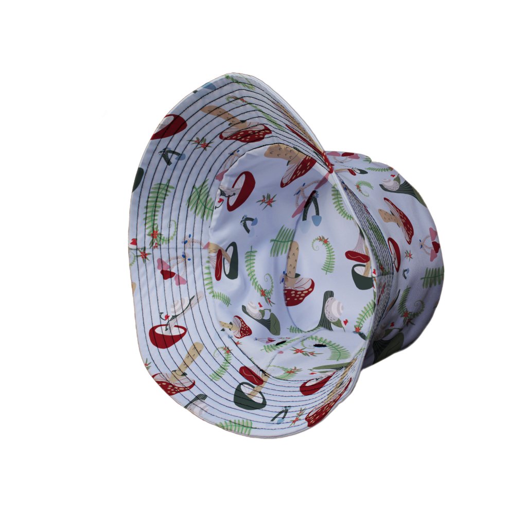 Santa Snails & Winter Mushrooms Bucket Hat - M - Black Stitching - -