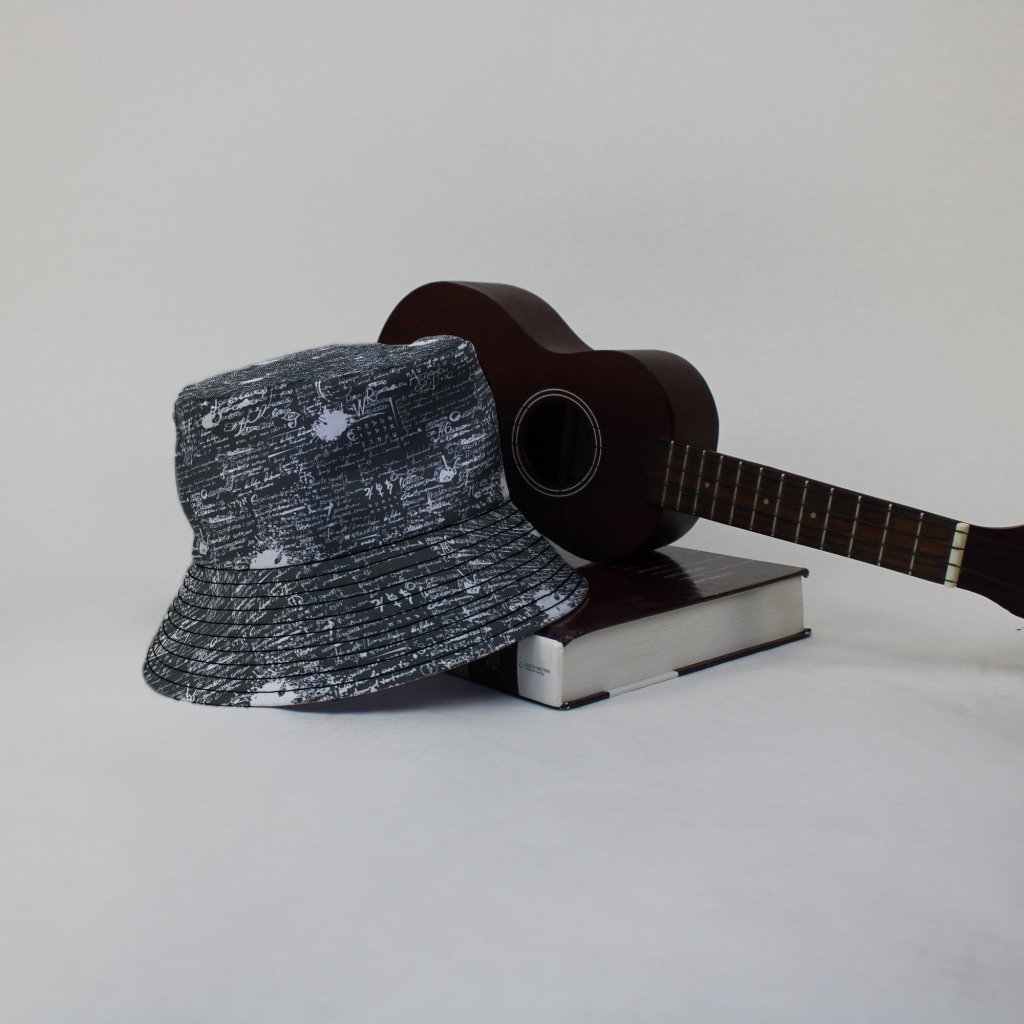 Scripted Ink Bucket Hat - M - Grey Stitching - -