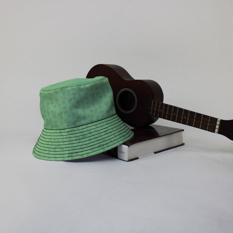 Simple Cactus Bucket Hat - M - Grey Stitching - -